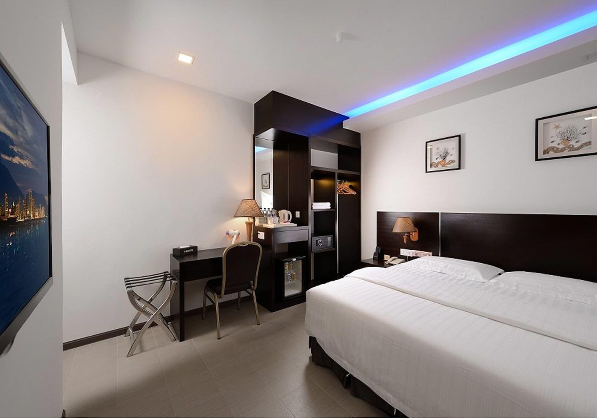 E-Red Hotel Bandar Perda Bukit Mertajam Exteriör bild