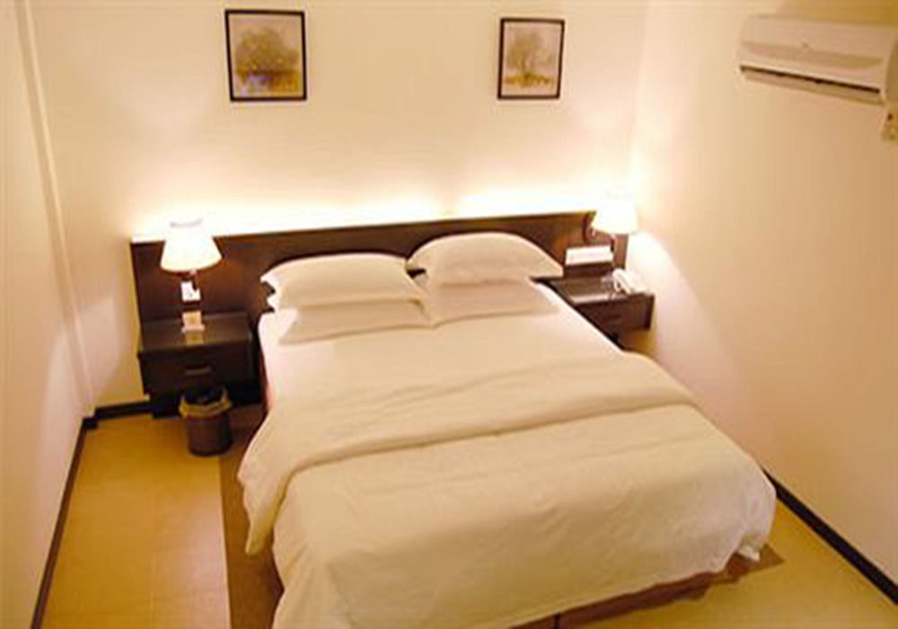 E-Red Hotel Bandar Perda Bukit Mertajam Exteriör bild